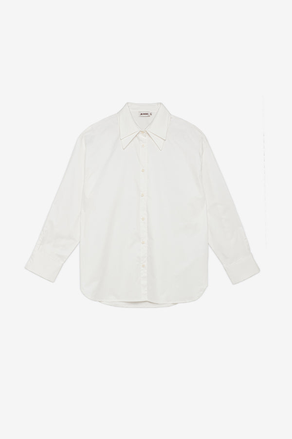 White button shirt with double collar
