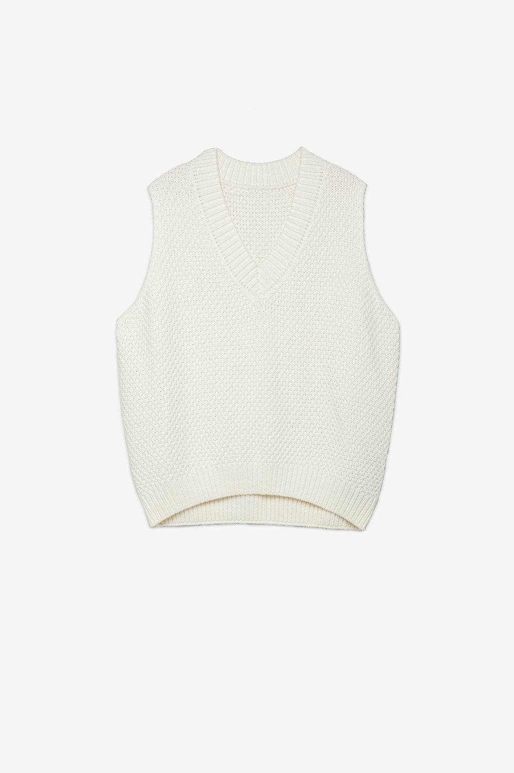 White knitted vest