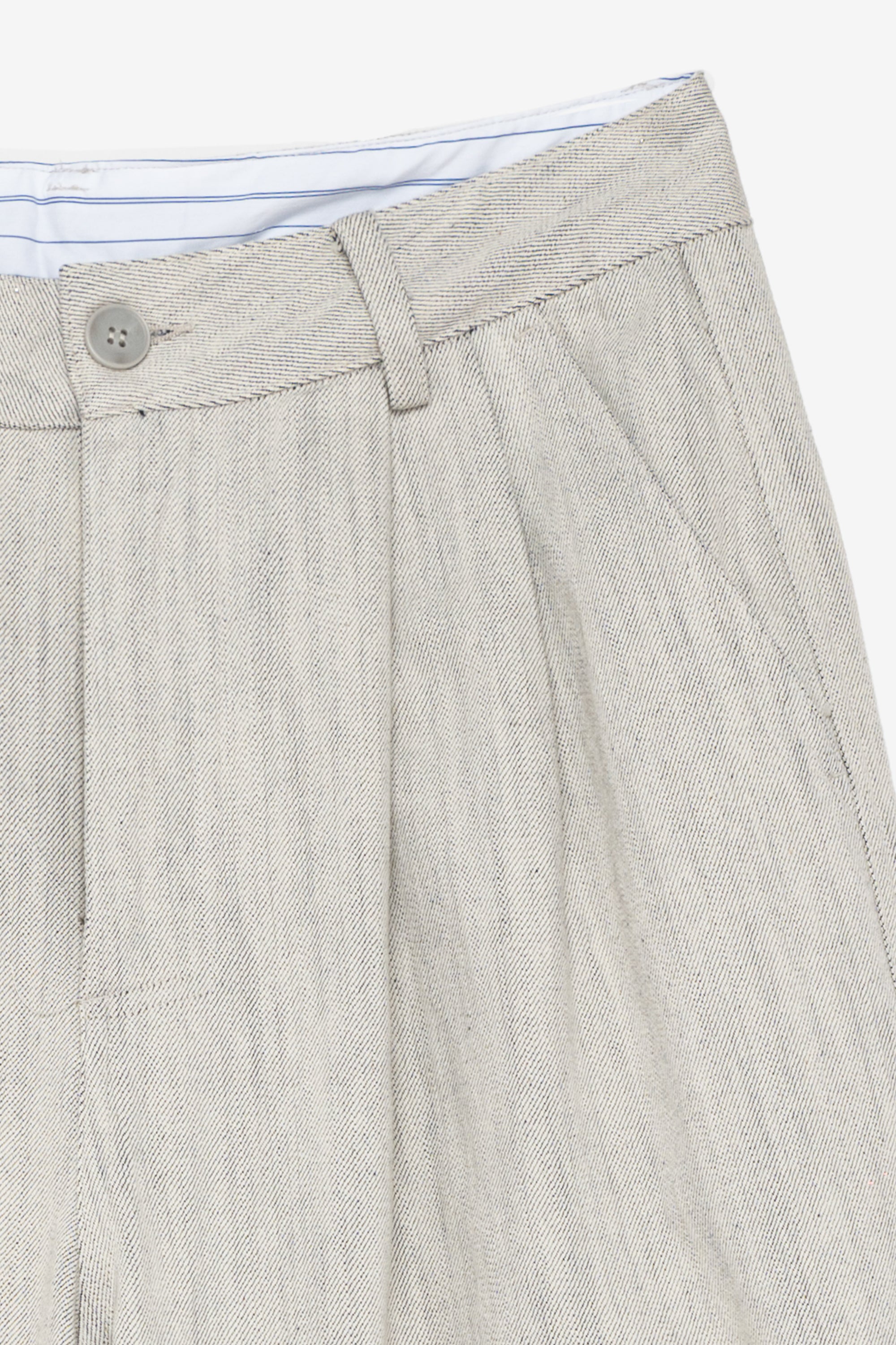 Light grey wide-leg tailored denim pants